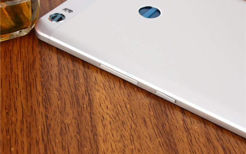 Nắp lưng Xiaomi Mi Max Nắp lưng Xiaomi Mi Max