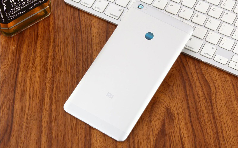 Nắp lưng Xiaomi Mi Max Nắp lưng Xiaomi Mi Max
