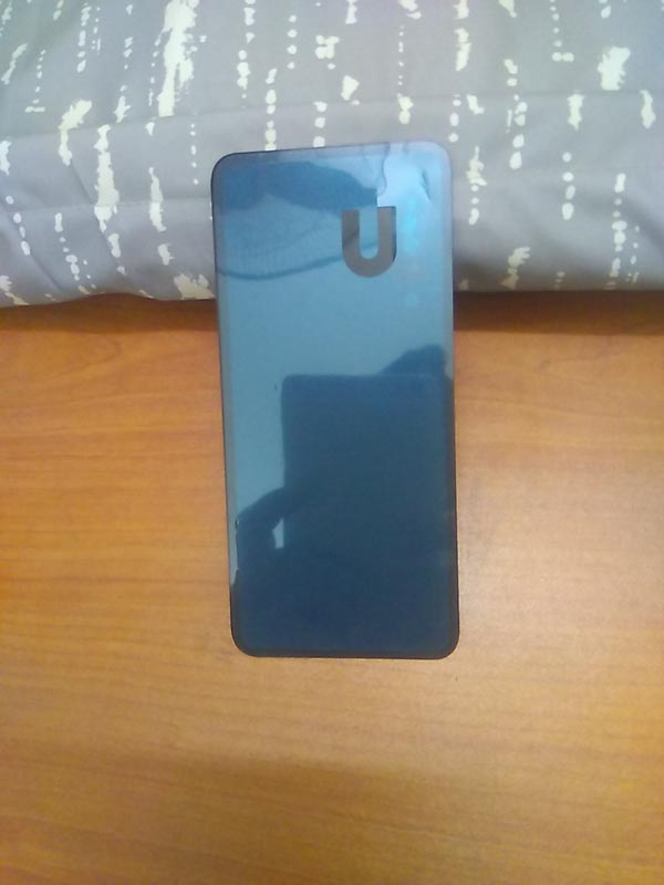 thay nắp lưng, vỏ máy xiaomi mi9 se lấy ngay 3 thay nắp lưng, vỏ máy xiaomi mi9 se lấy ngay 3