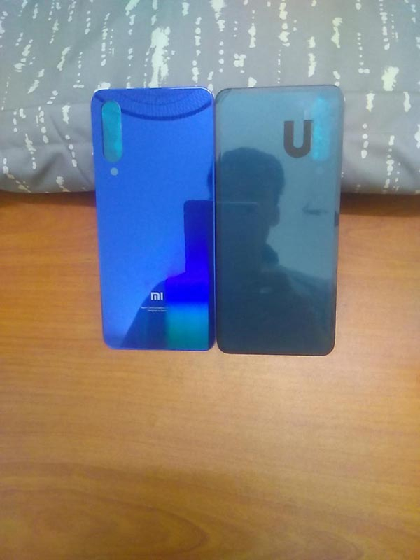 thay nắp lưng, vỏ máy xiaomi mi9 se lấy ngay thay nắp lưng, vỏ máy xiaomi mi9 se lấy ngay