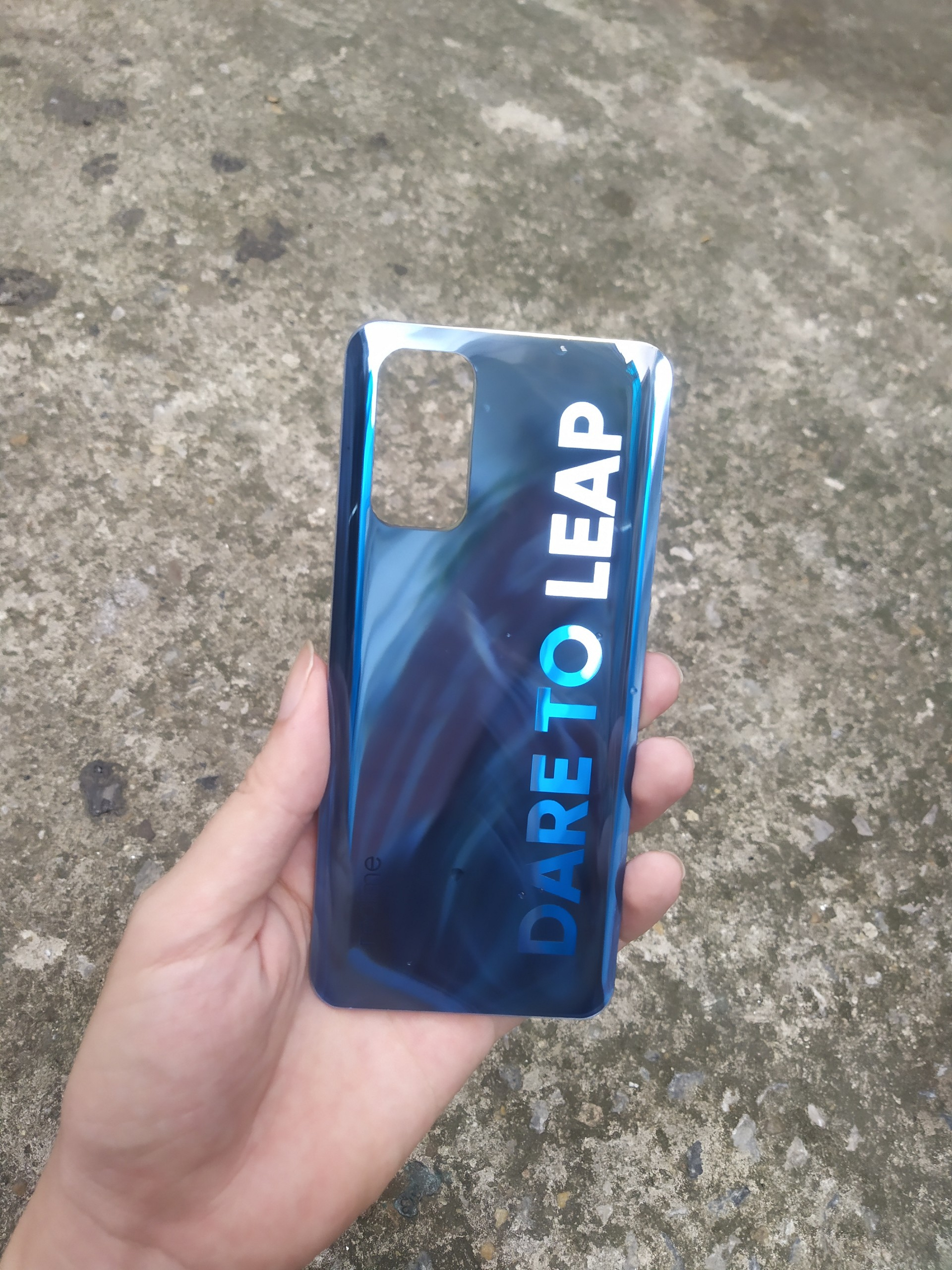 thay nắp lưng oppo realme x7 pro chính hãng 4 thay nắp lưng oppo realme x7 pro chính hãng 4
