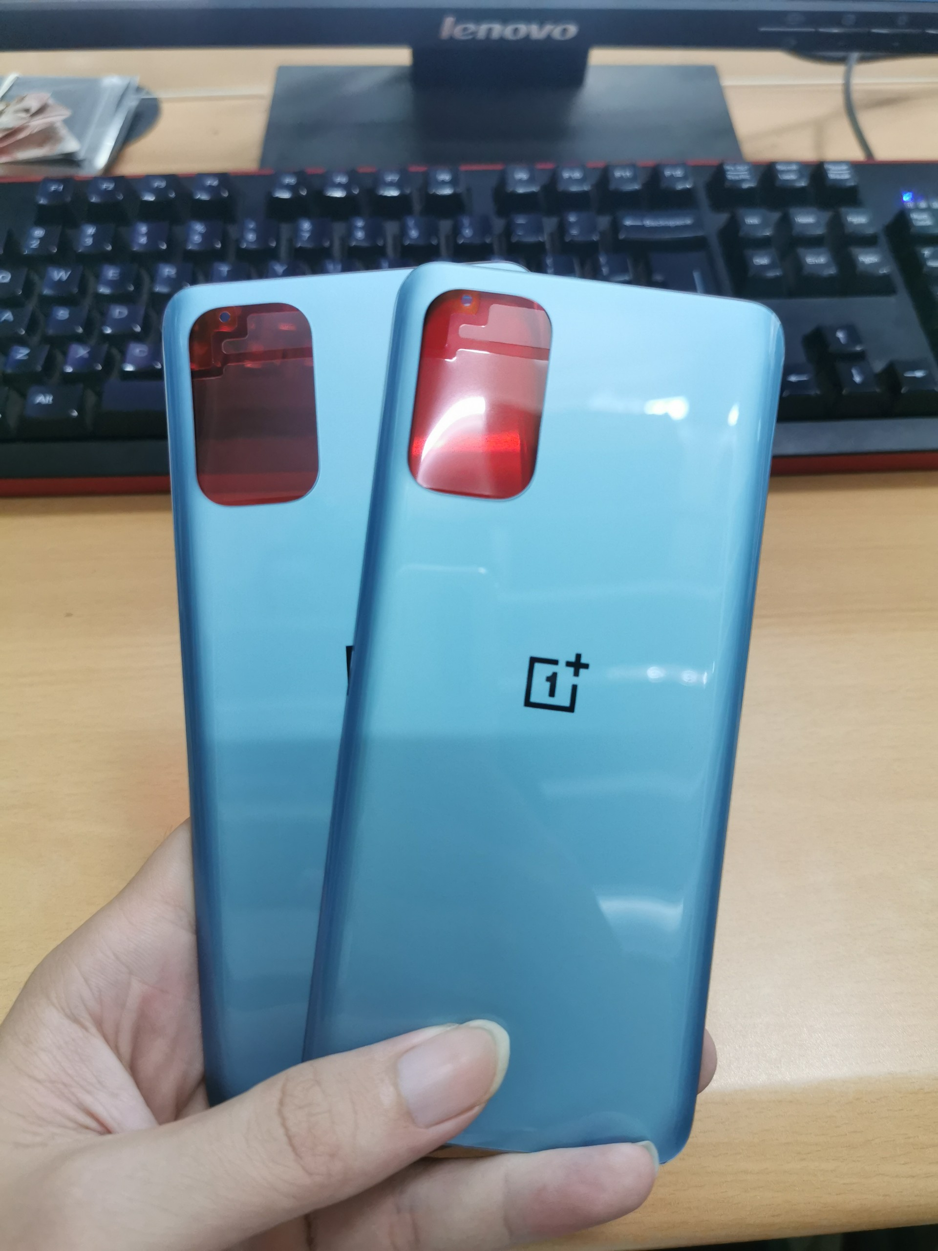 thay nắp lưng oneplus 9r kính 3 thay nắp lưng oneplus 9r kính 3